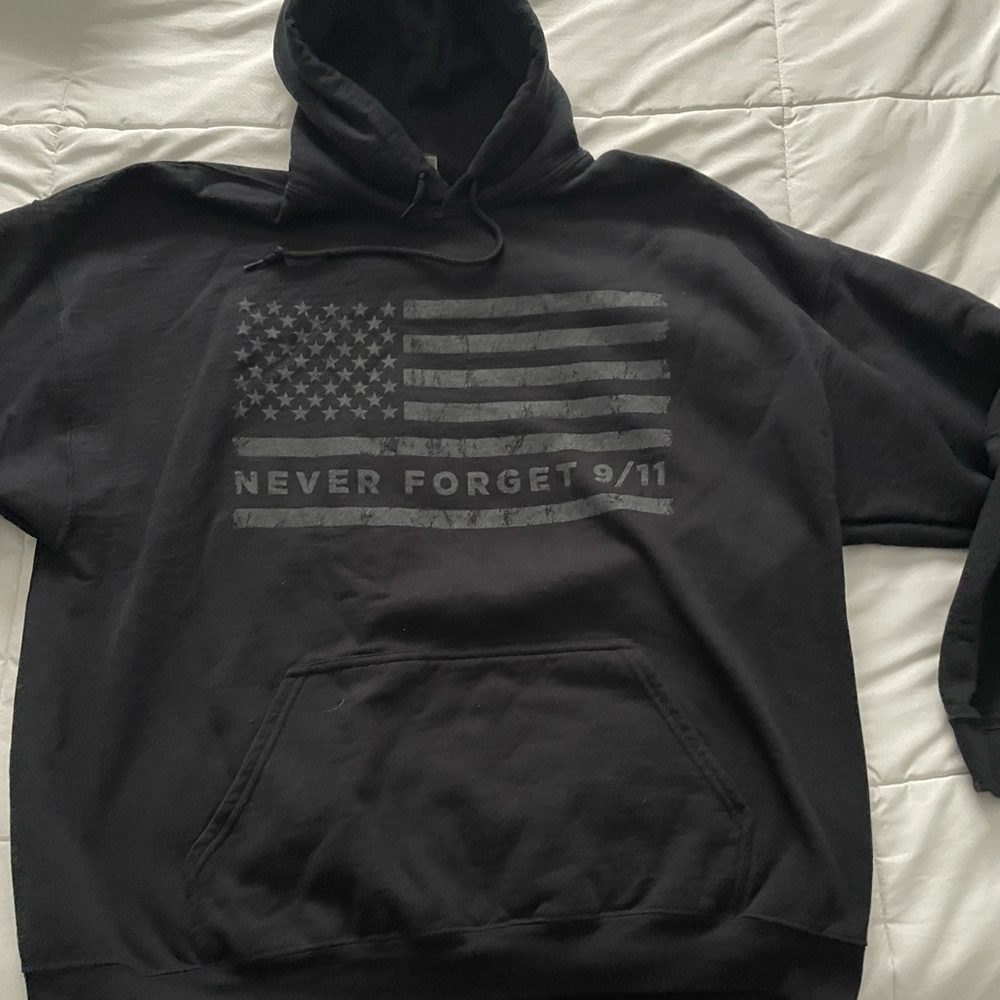 Black 2XL Hoodie from 9/11 Memorial